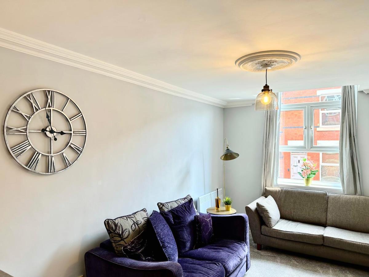 Comfortable City Apartment Derby Exterior photo